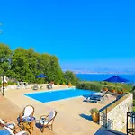 Helona * Kassiopi