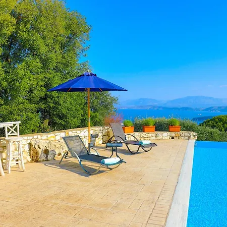 Helona Κασσιόπη