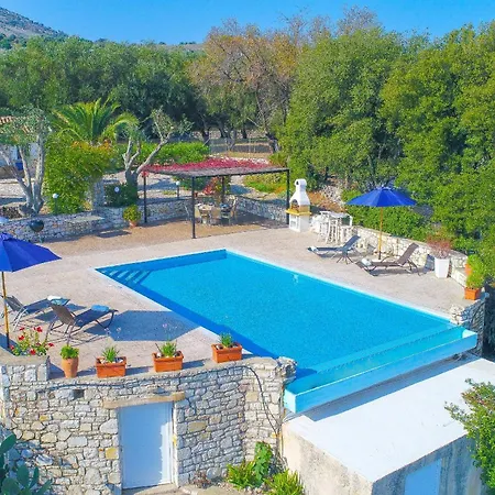 Helona Κασσιόπη