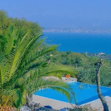 Villa Helona *