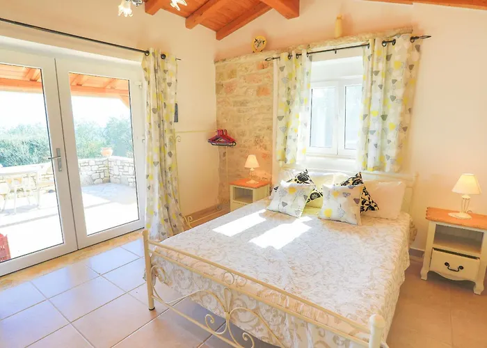 Villa Helona *