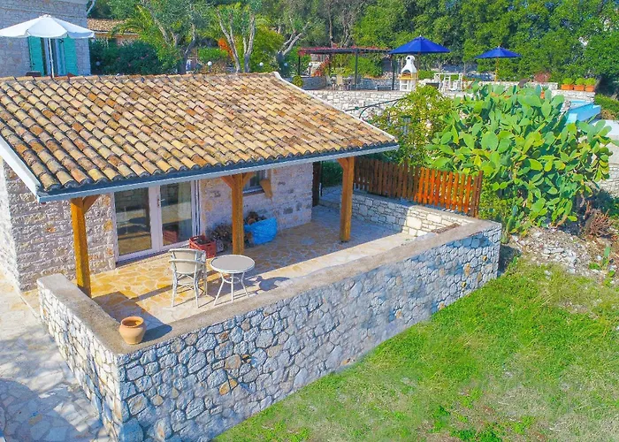 Helona Villa